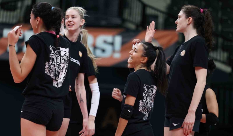 Eczacıbaşı Dynavit, evinde Vero Volley ile karşılaşacak