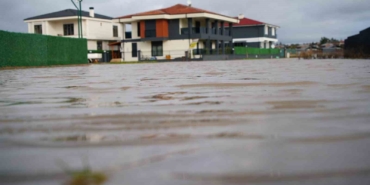 Edirne’de milyonluk villalar sular altında kaldı