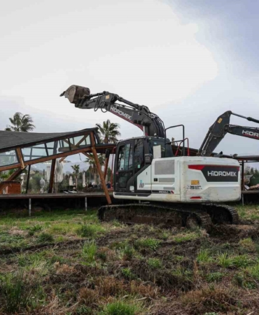 Sapanca Gölü kıyısında kaçak iskele ve yapı yıkımları devam ediyor: 89 yapı kaldırıldı