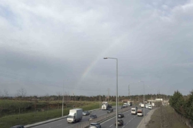 İstanbul’da gökkuşağı trafikte görsel şölen oluşturdu