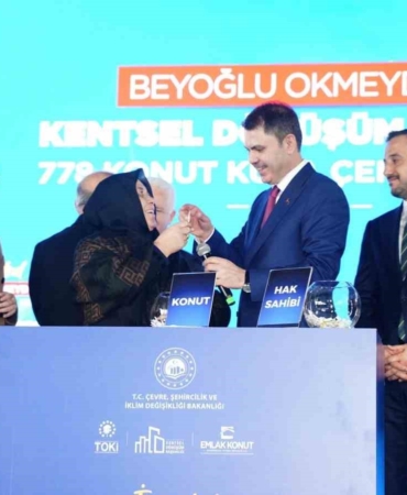 Bakan Kurum: "İstanbul’umuzu kentsel dönüşümle yenileyeceğiz, sosyal konutlarla güçlendireceğiz"