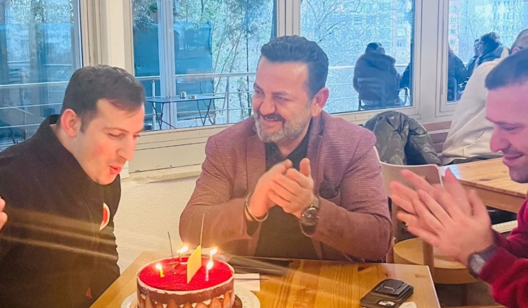 Bilecik’te engelli bireylere doğum günü sürprizi