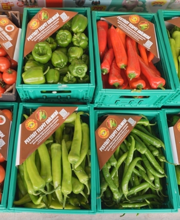 ŞOK Marketler’de pestisit analizinin kapsamı genişliyor: Domatesten sonra biberler de analiz ediliyor