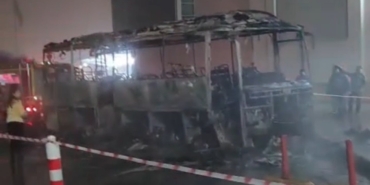 Otobüs alev topuna döndü