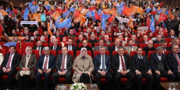 Büyükakın’dan muhalefet belediyelerine gönderme: "Belediyeler yatma yeri değildir"