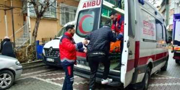Esenyurt’ta ambulansla hasta nakil hizmeti aralıksız sürüyor