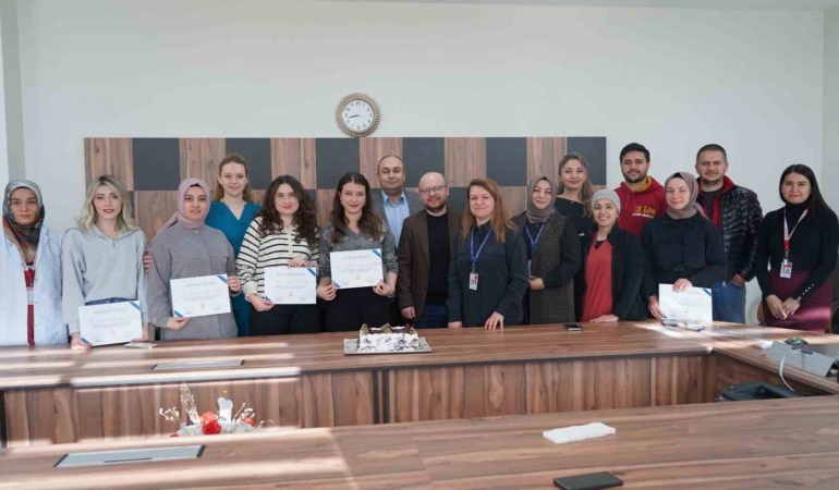 Bilecik’te ‘Ameliyathane Hemşireliği Sertifika Programı’ tamamlandı