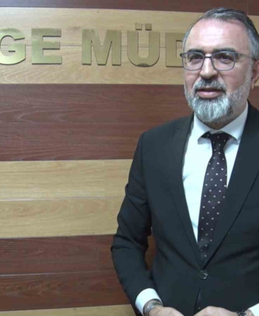 Bu ilçede üniversite öğrencilerinin ulaşım kartları belediyeden