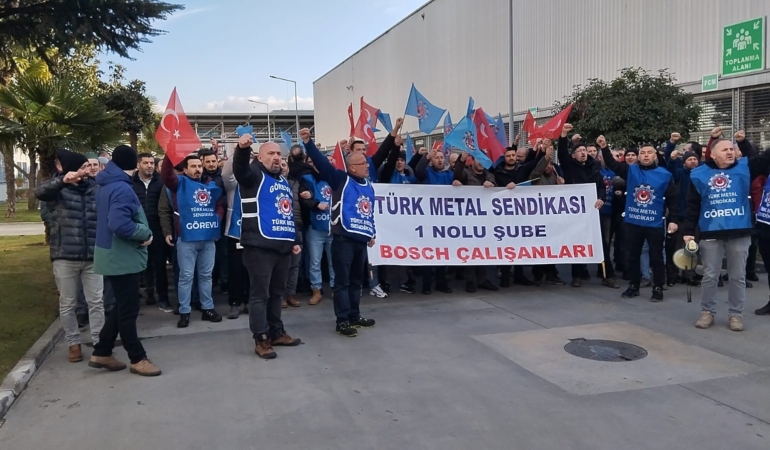 Bursa’da otomotiv işçilerinin eylemi sürüyor, MESS teklifi güncelledi