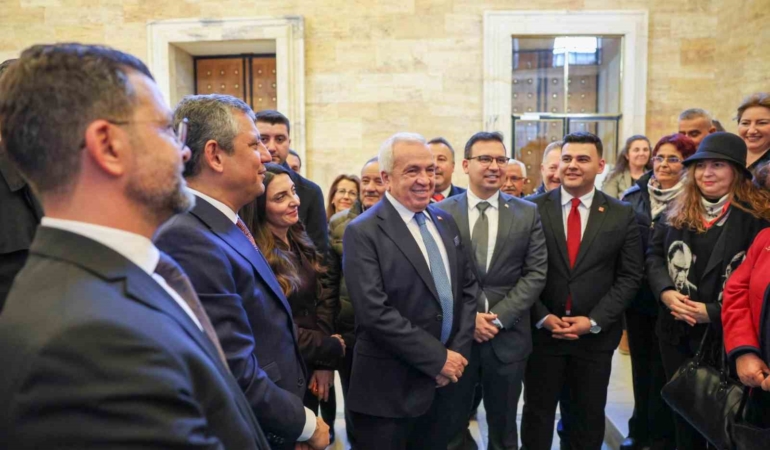 CHP Genel Başkanı Özel’den Nilüfer ve Bursa teşkilatına mesaj