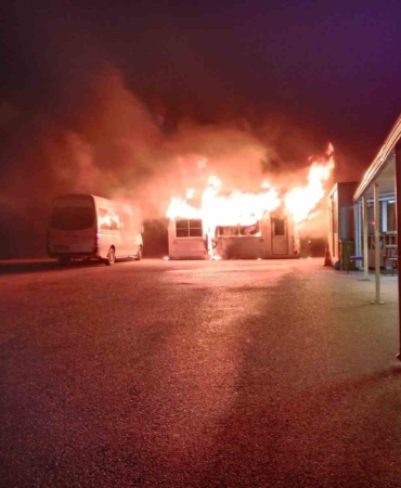 Mudanya’da minibüs duraklarında yangın paniği