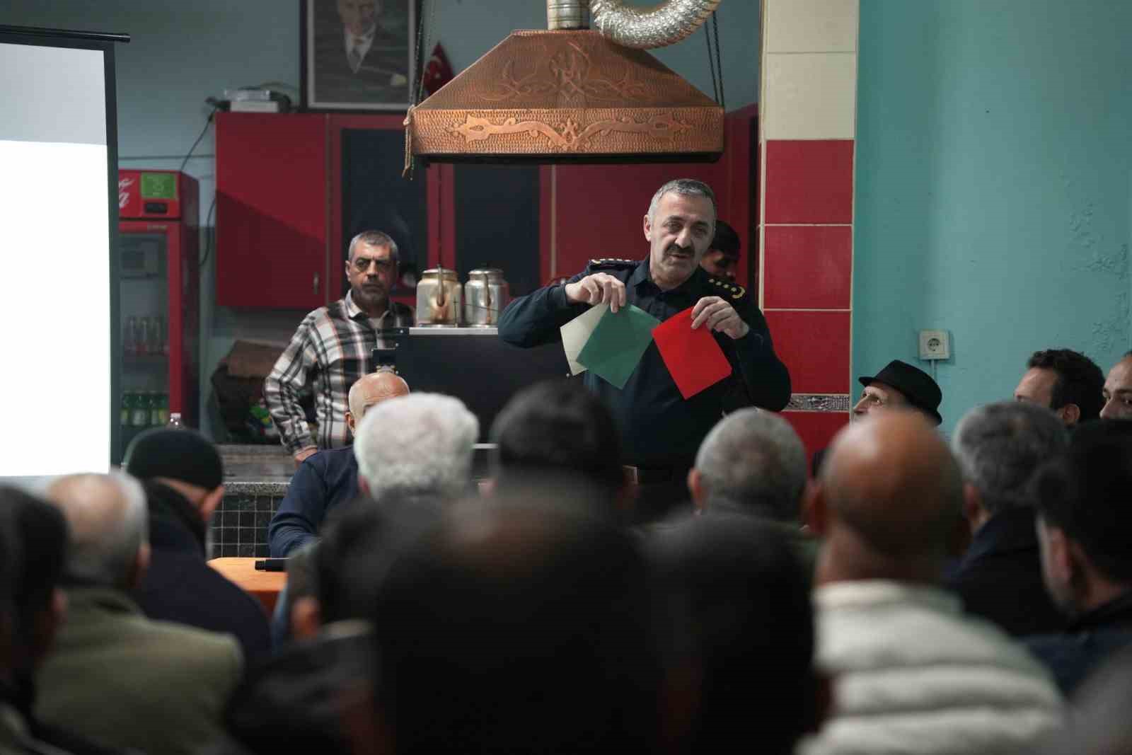 Tekirdağ Emniyetinden Aydoğdu Mahallesi’nde gençlere yönelik saha çalışması