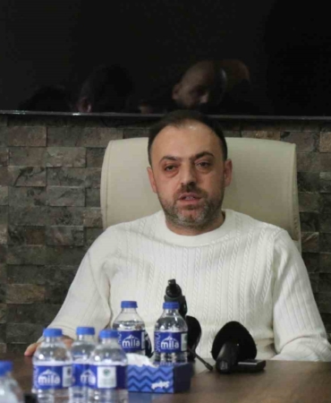 Sakaryaspor Başkanı Enes Zengin’den 1 aylık rapor: 8 transfer, 18 dosya kapatma