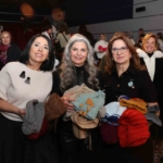 Bursa’da yüzlerce kadın aynı anda iyilik için ilmek attı