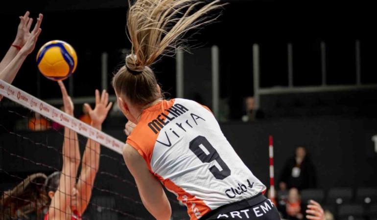 Eczacıbaşı Dynavit’ten 3-0’lık net galibiyet