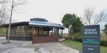 Bu kıraathanede çay 5 lira, muhabbet sınırsız