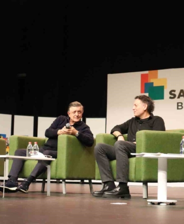 Ataşehir’de sanat ve spor alanında ünlü isimleri buluşturan panel