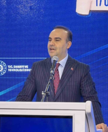 Bakan Kacır: "Türkiye’yi üretim ve teknolojide bambaşka bir lige taşıyoruz"