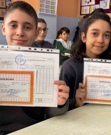 Çanakkale’de 80 bin 283 öğrenci karne aldı