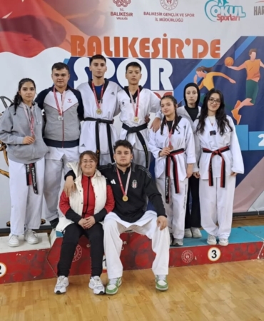 Burhaniye’nin gururu oldular