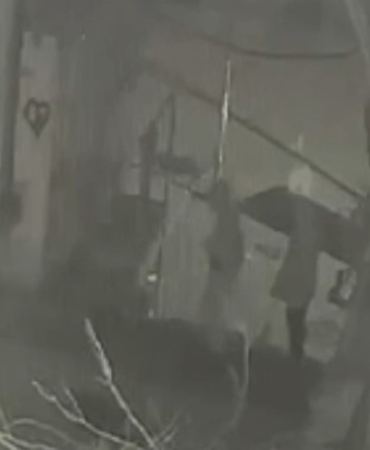 Sarıyer’de alkollü şahıslar keşif yaptıkları iş yerine silahla ateş açtı