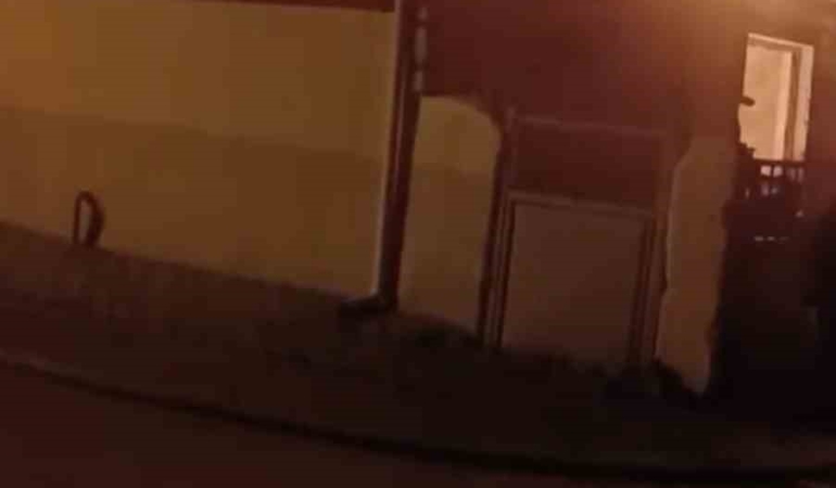 Yılbaşı gecesi Bursa’da köy evi alevlere teslim oldu