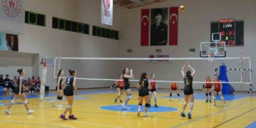 4. Geleneksel Yıldız Kızlar Voleybol Turnuvası başladı