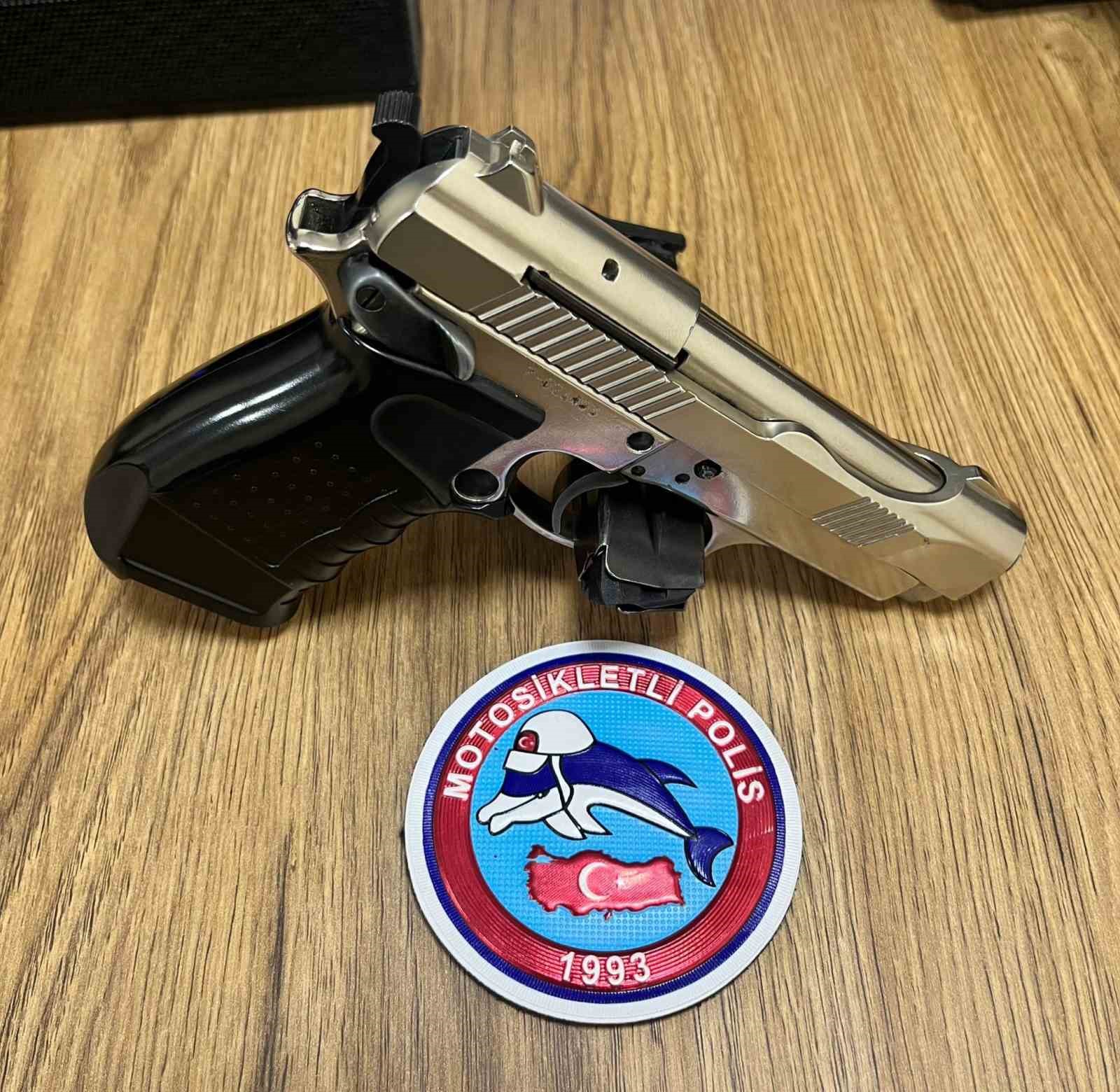 Arnavutköy’de düğün konvoyunda silah sesleri: Yunus timleri müdahale etti