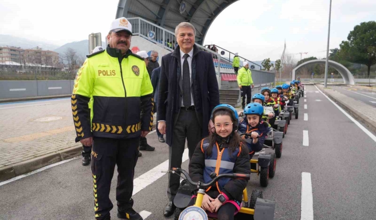 Oyak Renault’dan gelecek için güvenli adımlar projesi