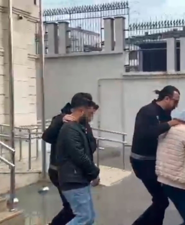Arnavutköy’de aranan 4 şahıs yakalandı