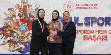 Körfezli karateciler, okul sporları il birinciliğinde dereceye girdi