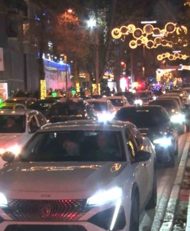 Bağdat Caddesi’ndeki yeni yıl kutlamaları önceki senelere göre sönük geçti