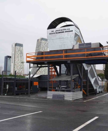 Kartal Belediyesi’nin yeni çöp toplama ve aktarma istasyonu hizmete girdi