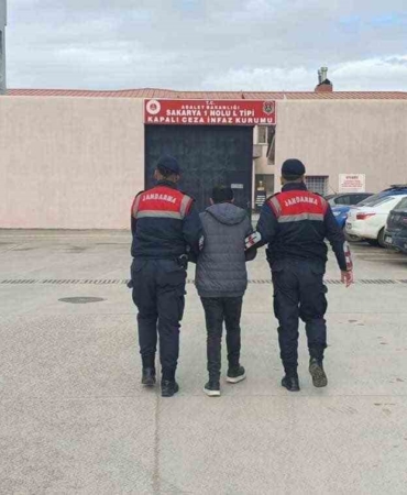 Sakarya’da yılın ilk haftasında çeşitli suçlardan aranan toplam 301 şahıs yakalandı