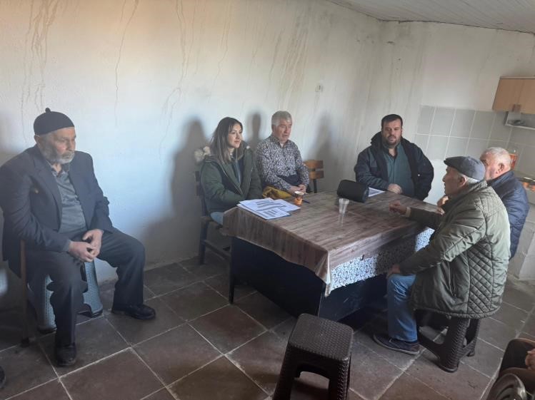 Üreticilere tarımsal bilgilendirme toplantısı