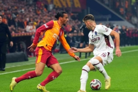 Galatasaray ile Trabzonspor, Turkcell Süper Kupa yarı finalinde karşılaşacak