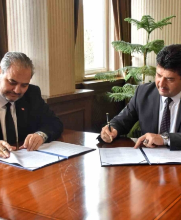 İki üniversite laboratuvar ve altyapı imkanlarını ortak kullanacak
