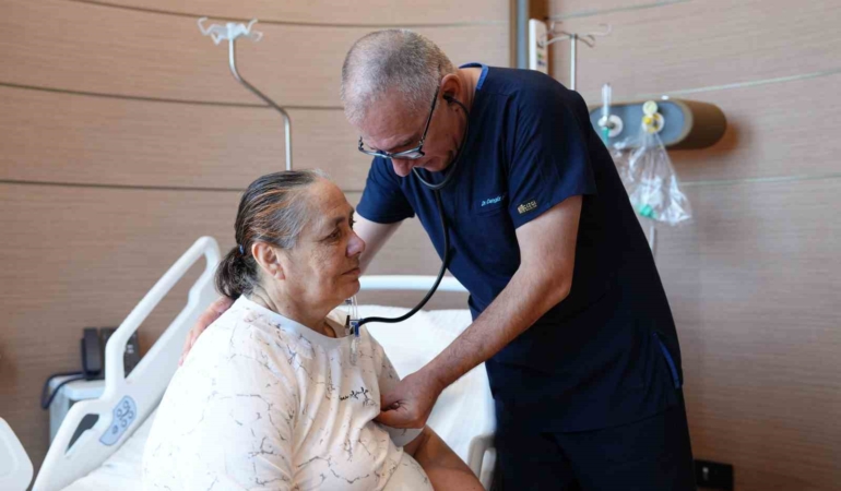 Avrupa’da çare yok denildi, İstanbul’da kalbi durdurulmadan iyileşti