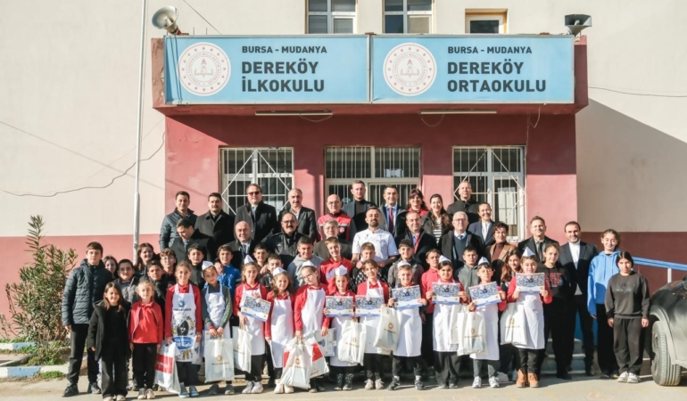 Minik Şeflerle Zeytinli Tarifler’in ilk durağı Dereköy İlköğretim Okulu oldu
