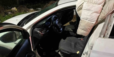 Gönen’de park halindeki araçta patlama: 2 yaralı