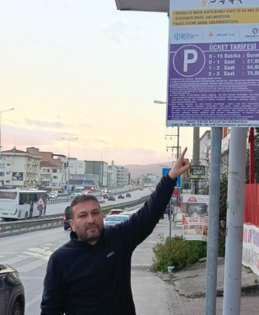 CHP’li meclis üyesi ile AK Partili meclis üyesinin otopark tartışması: "Yalanlarınız batsın"