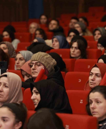 Akran zorbalığında "ev içi" tehlikeye dikkat çekildi