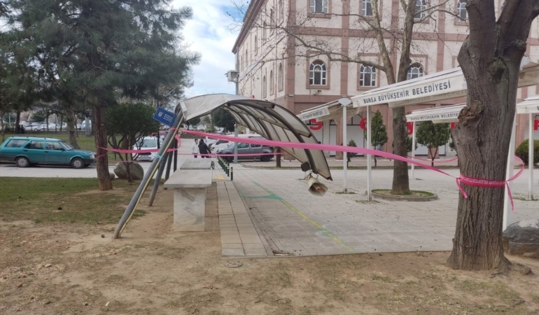 Bursa Büyükşehir, şiddetli rüzgara karşı teyakkuzda