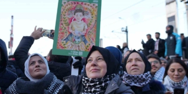 TÜRGEV, yılın ilk gününde Galata Köprüsü’nde Filistin için saf tuttu