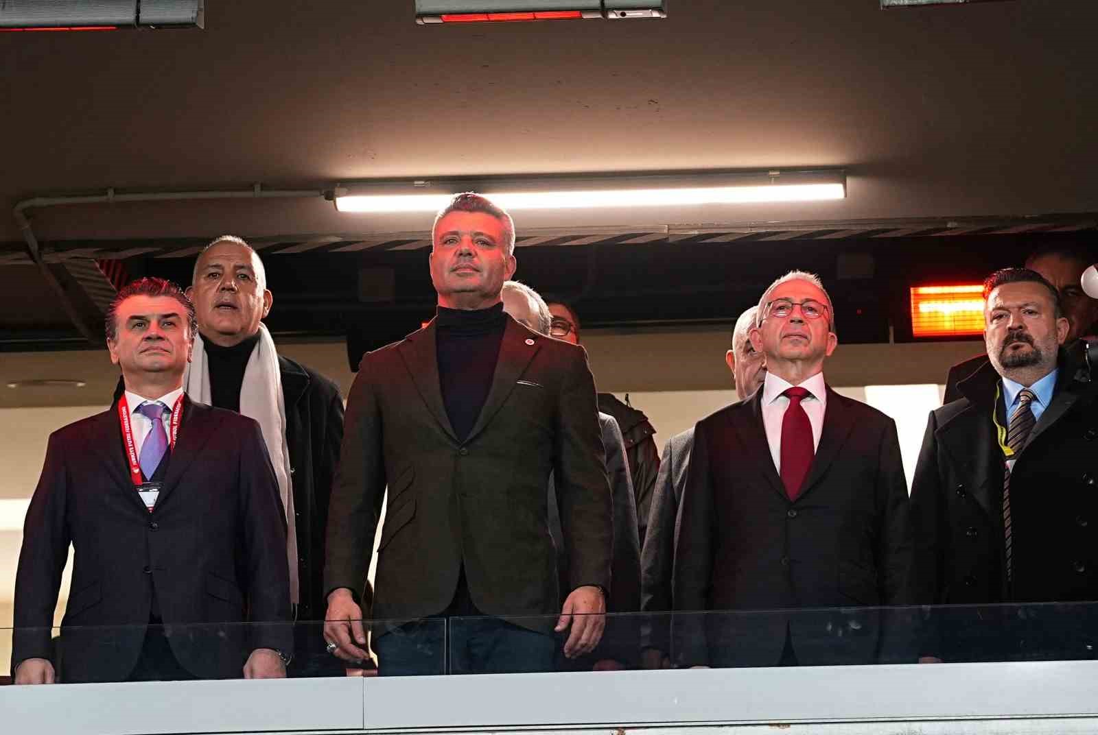 Sadettin Saran, ilk kupasını kazandı