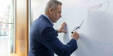 Bakan Hakan Fidan: "Eyleme ihtiyacımız olduğu kadar bilgiye, öğrenmeye, tecrübe aktarımına da ihtiyacımız var"