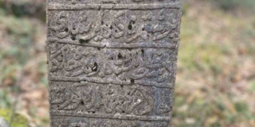 Asırlık Osmanlı mezarları yeniden ayağa kaldırıldı
