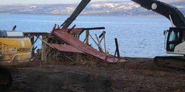 Sapanca gölü kıyısında kaçak yapıların yıkımına başlandı