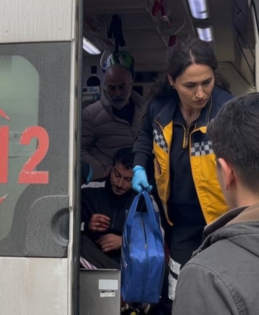 Bursa’da ablası ve yeğenini tehdit edip polislere direnen şahıs özel harekâtla gözaltına alındı