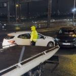 Beylikdüzü E-5’te iki araç çarpıştı: 1 yaralı